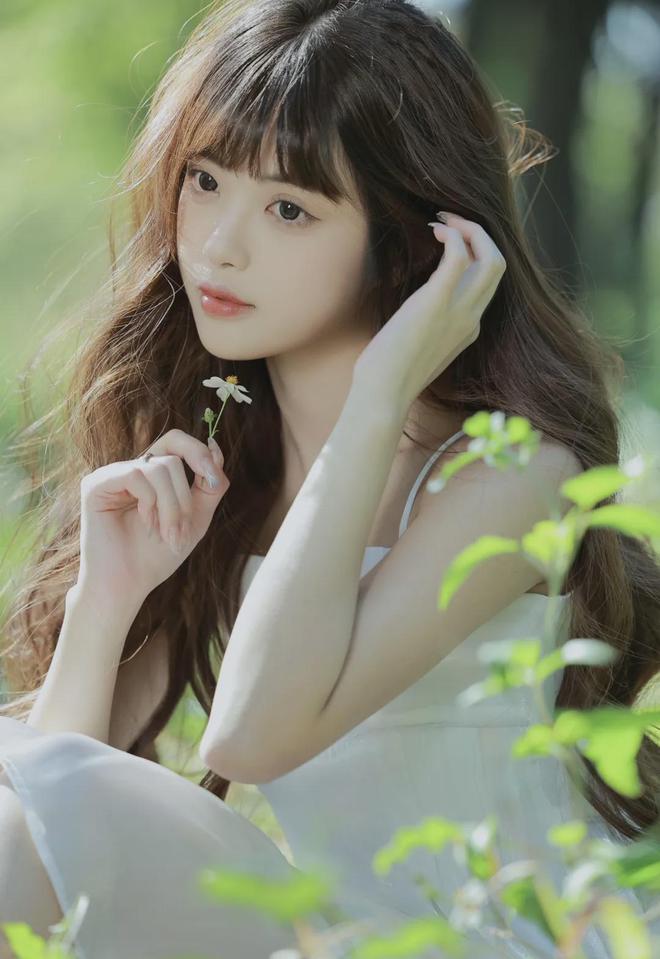 女人张开双腿男人猛戳出白浆