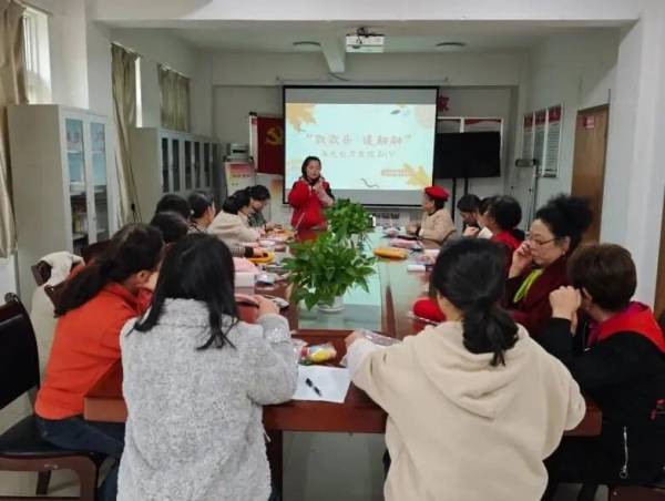 长安区：多彩文化活动 让初冬暖意“满格”